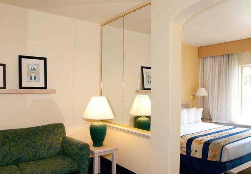 Springhill Suites By Marriott Las Cruces Room photo
